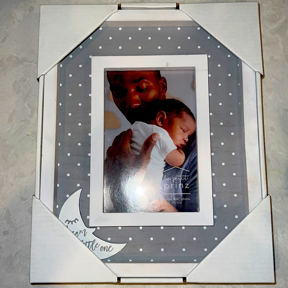 Picture Frame 4 x 6 Dream On Little One 🌙